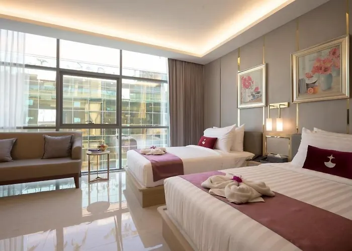Elegant Airport Hotel